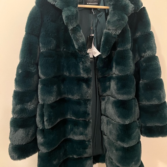 NWT BCBG Faux Fur Coat - Dark Green - Picture 2 of 3
